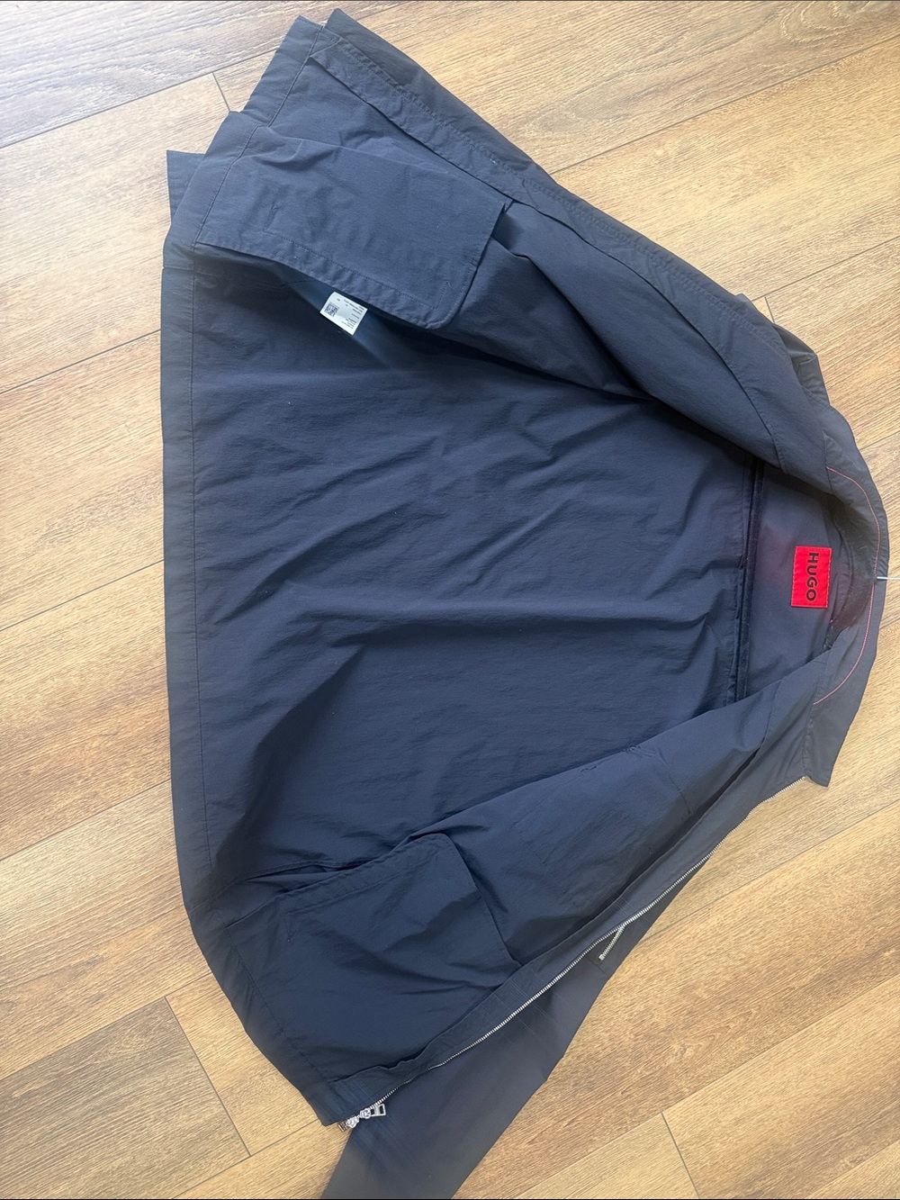 HUGO Men's Navy Lightweight Zip Shirt Jacket
 Size M - Picture 4 of 5